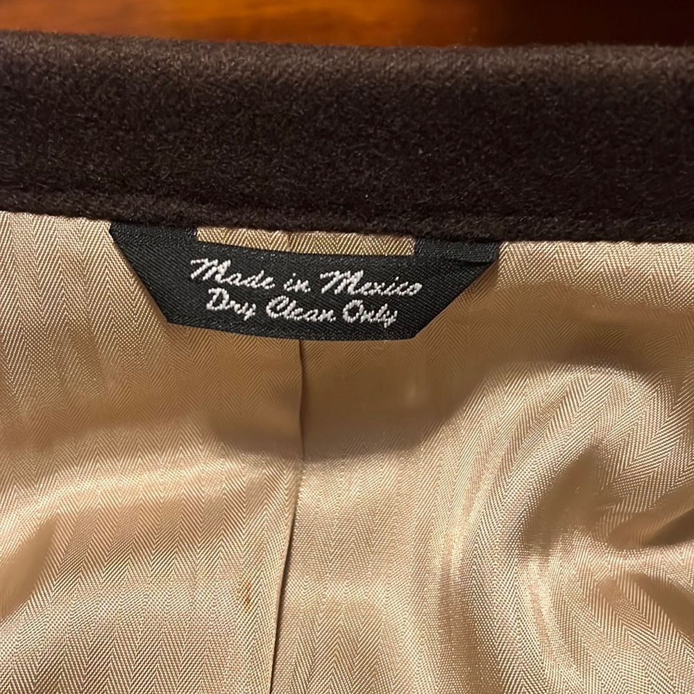 Joseph & Lyman 100% Cashmere Sport Coat